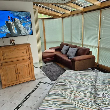 Gisela Apartment